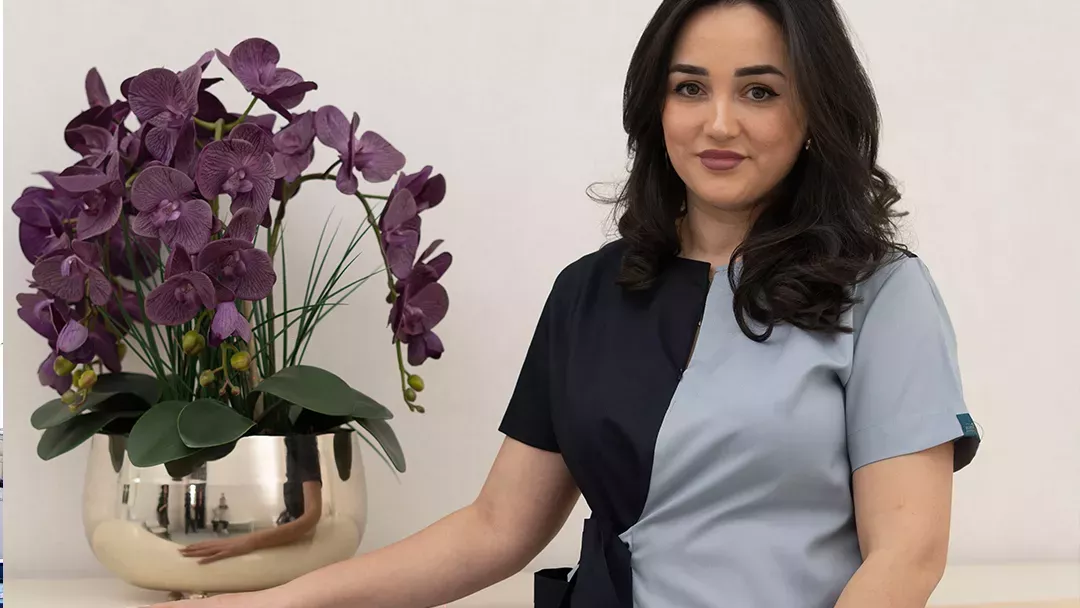 Dermatoloqla Xal Müayinəsi və Lazer Silinməsi: Təhlükəsiz Yanaşmalar və Prosedurlar